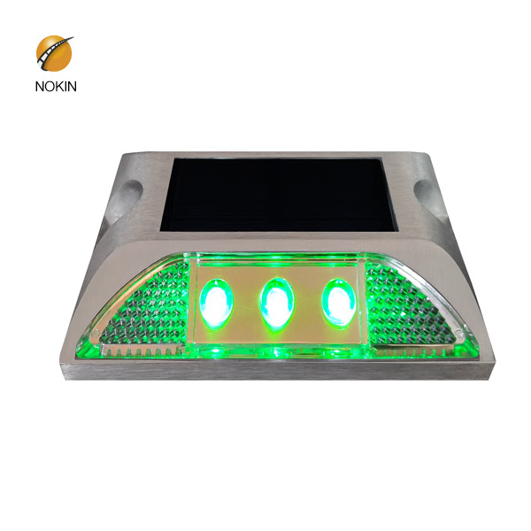 LED Road Stud Lights On Discount Farm Road Marker